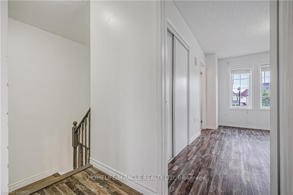 82 Trowbridge Street