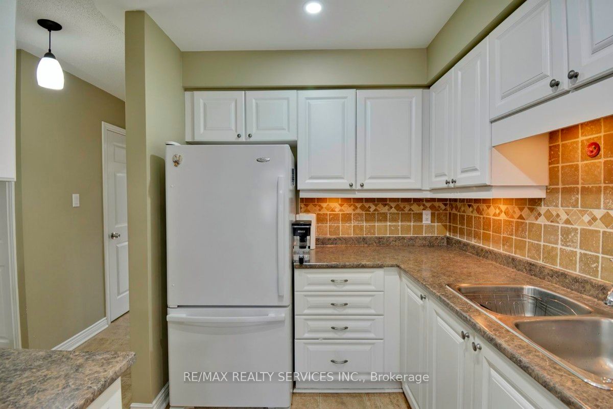 308 Conway Drive, #28