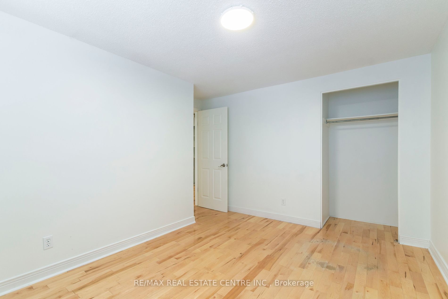 65 Balfour Crescent