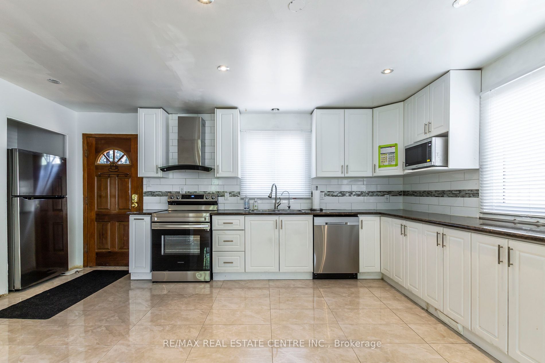 65 Balfour Crescent