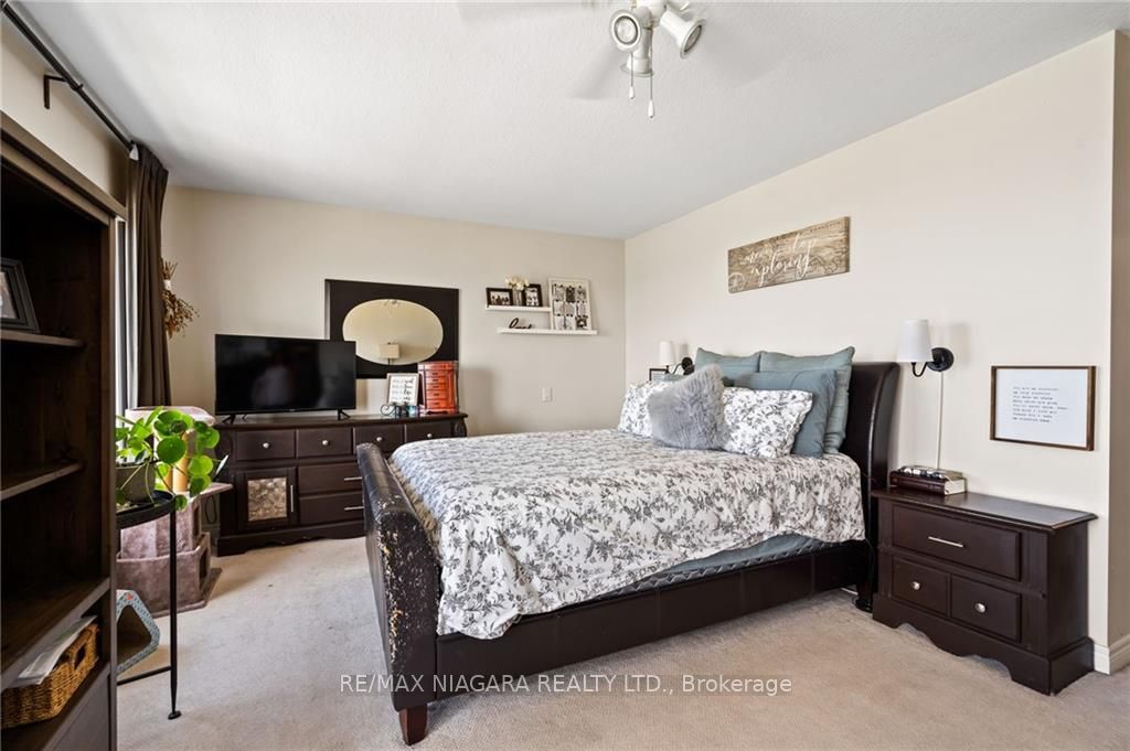 56 Waterview Lane