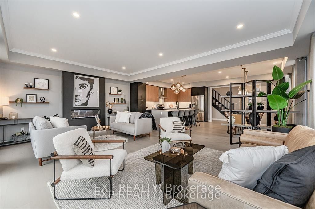 300 Grange Rd E