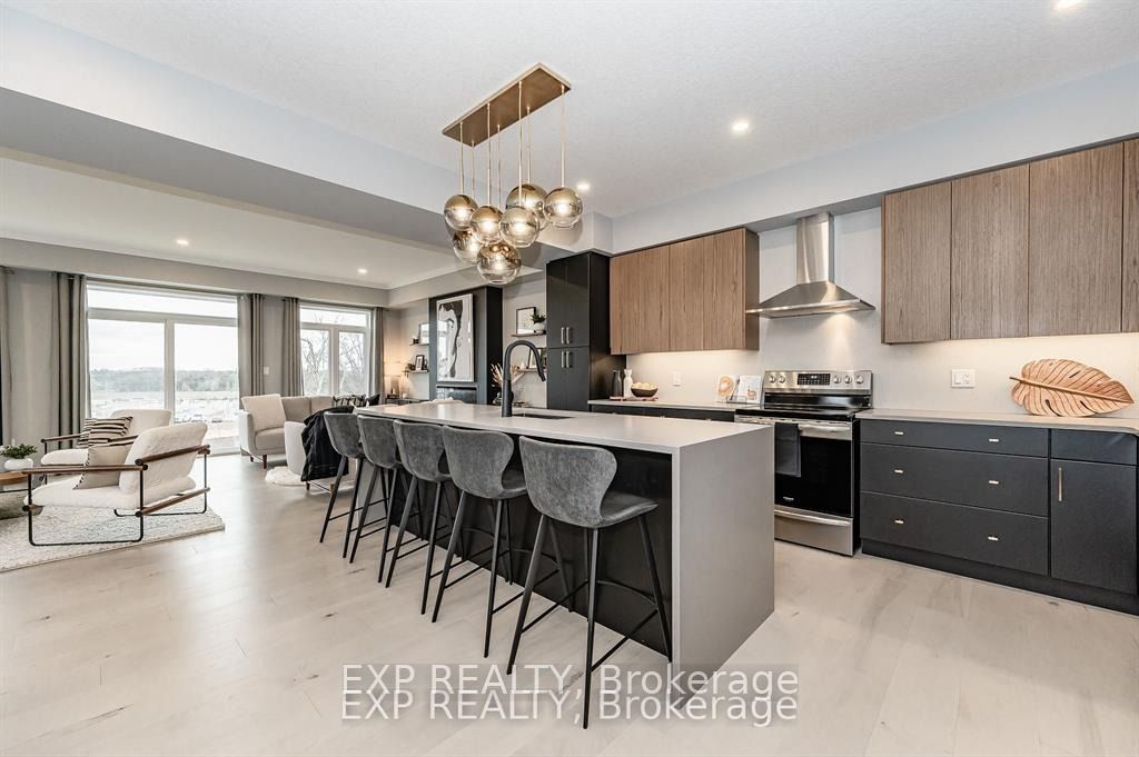 300 Grange Rd E