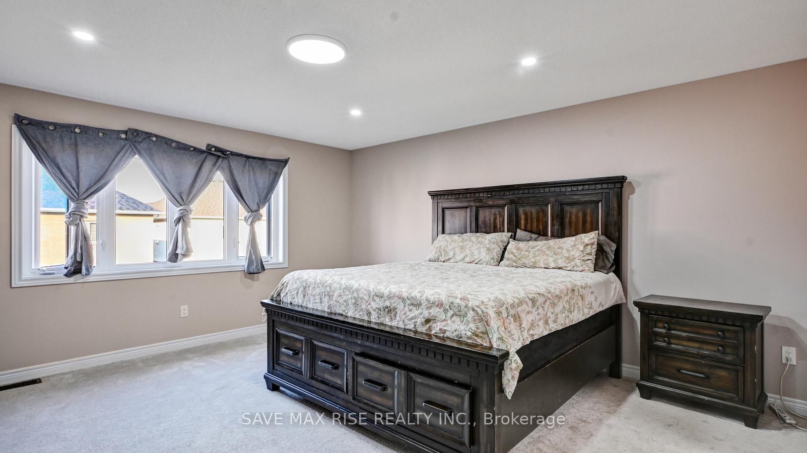 33 Robbins Ridge