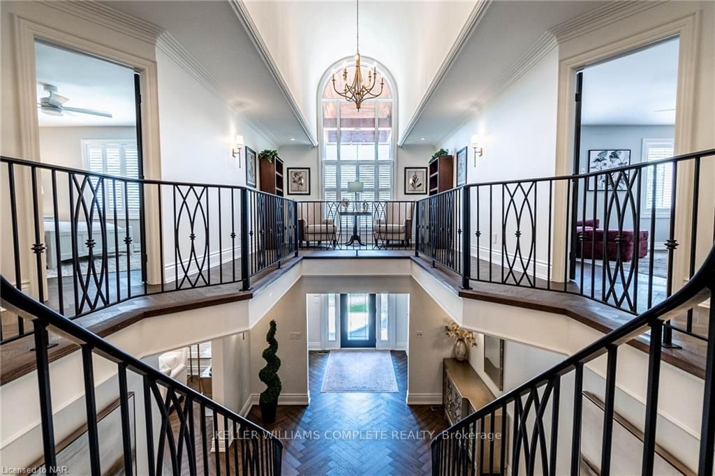76 ADRIATIC Boulevard