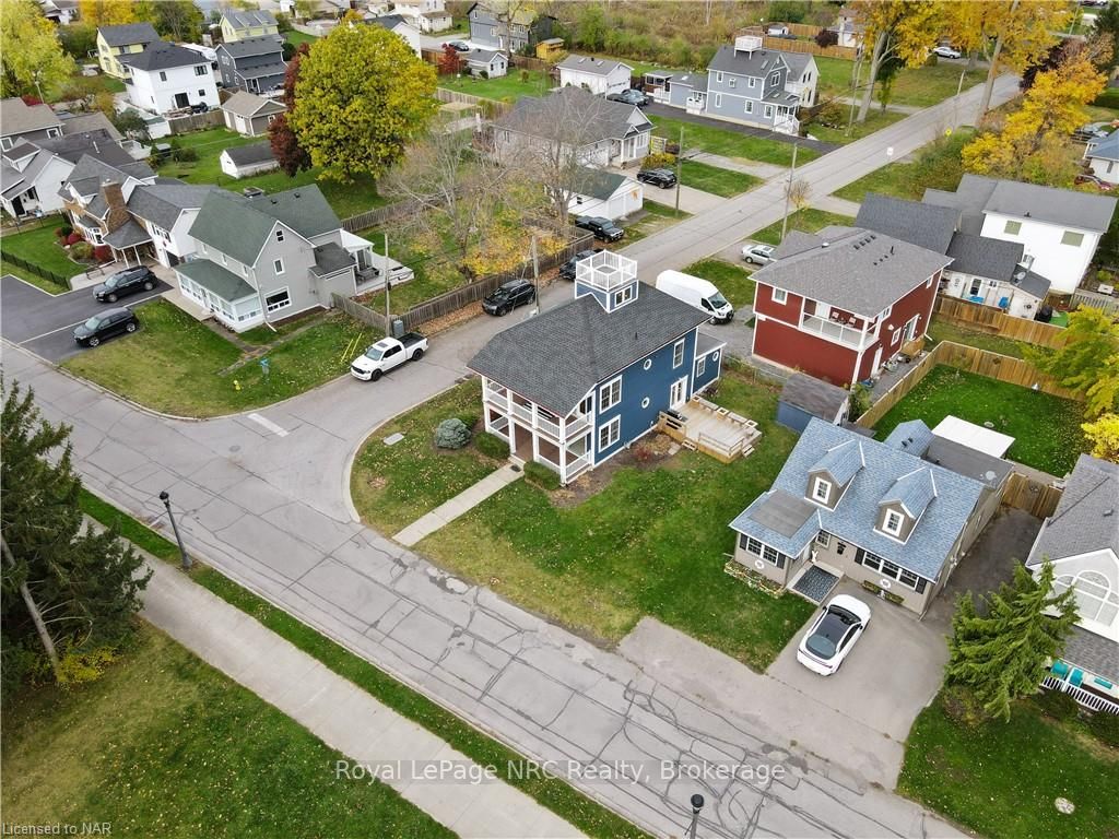 616 Lakeshore Road