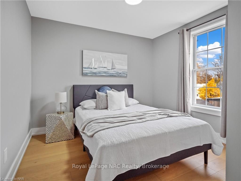 616 Lakeshore Road