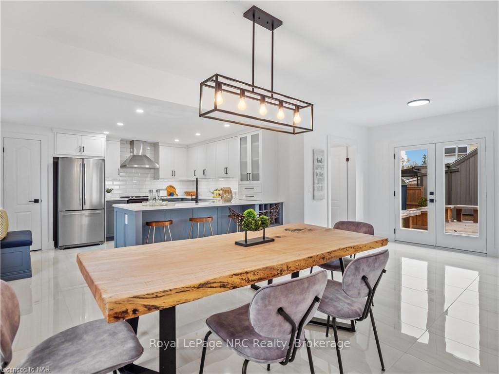 616 Lakeshore Road