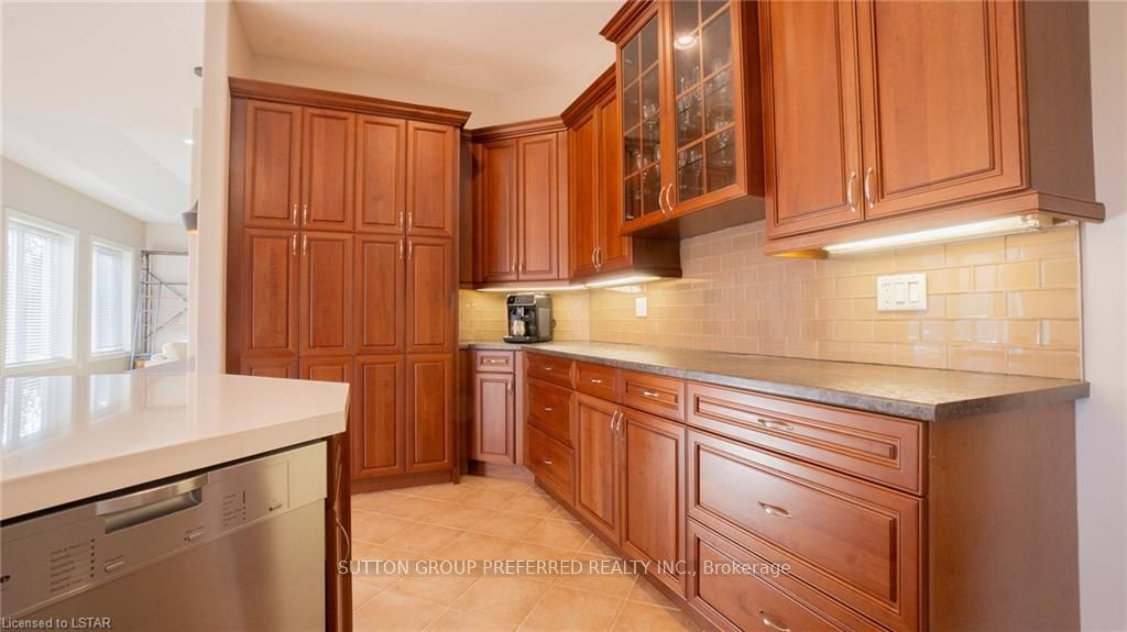 505 Jarvis Street #2