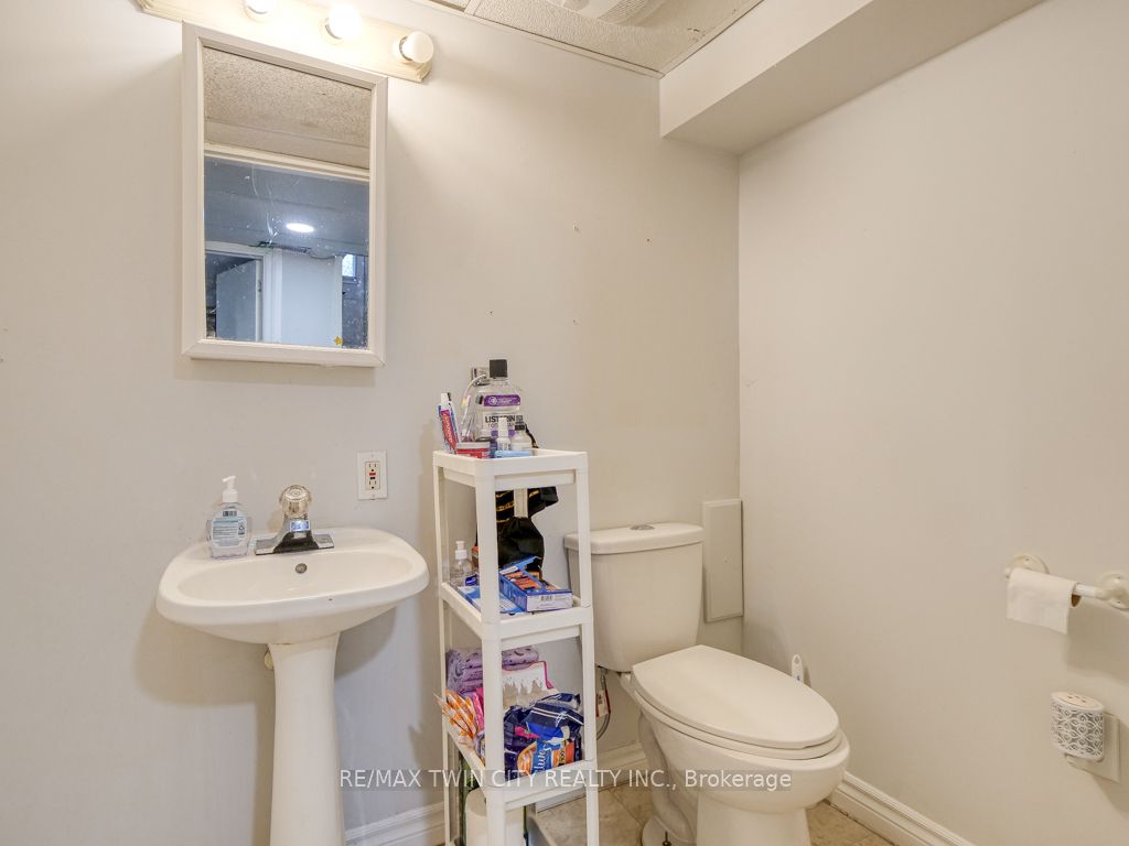 36 Lyman St