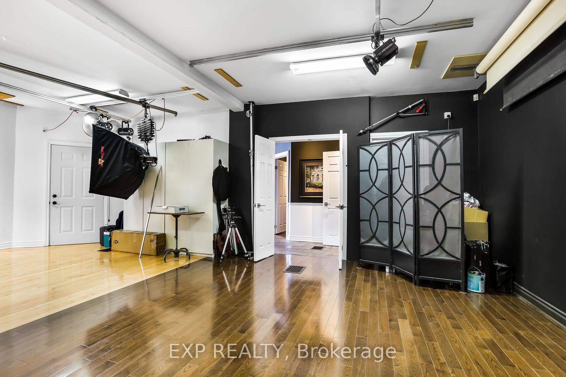 8 Warwick Rd