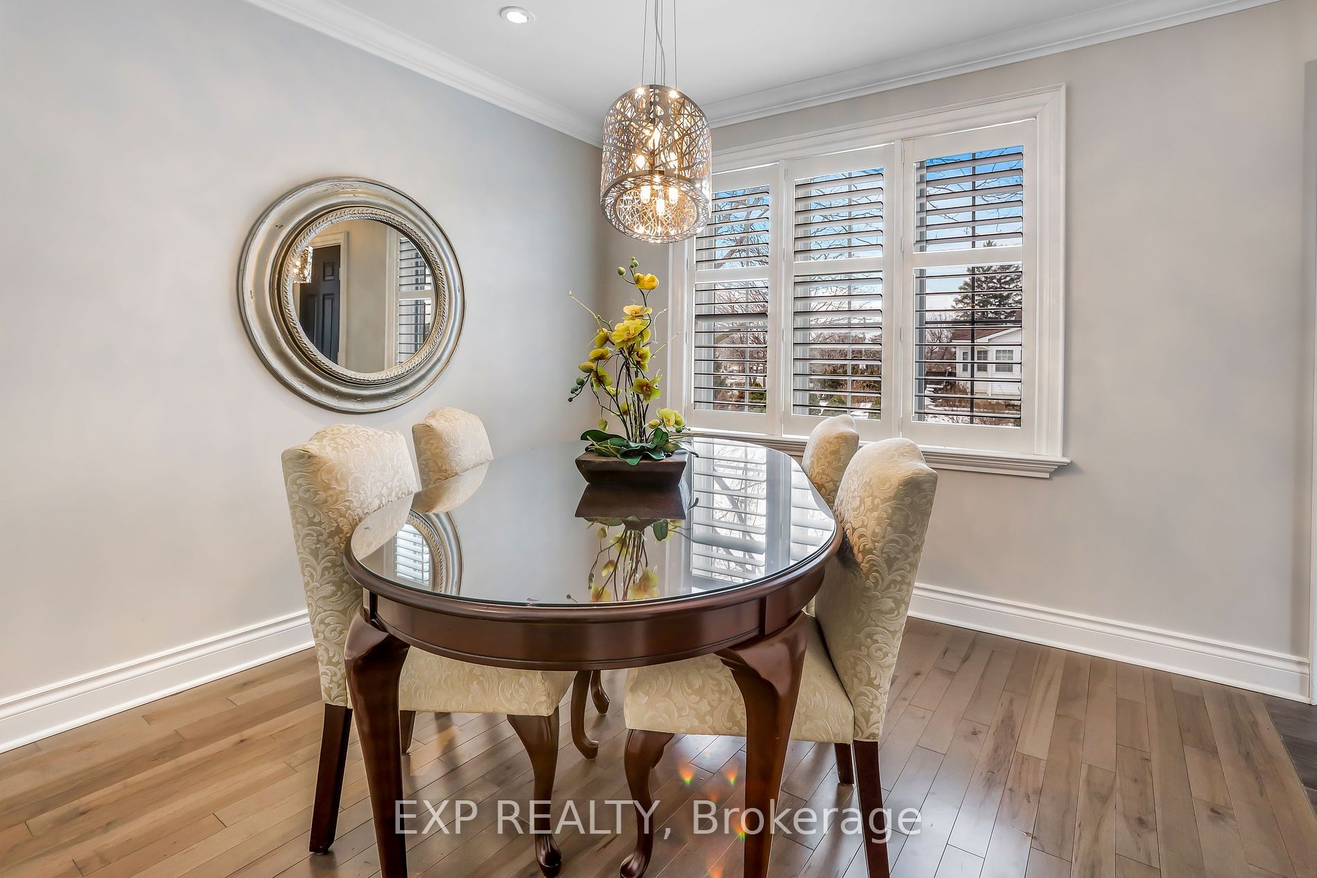 8 Warwick Rd
