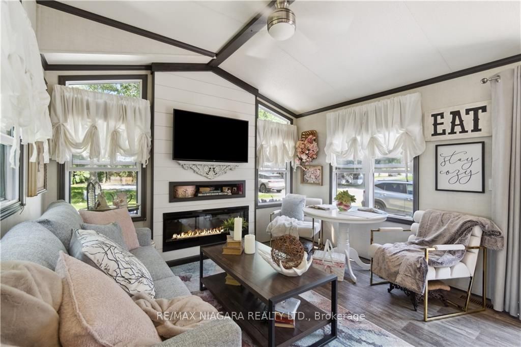 8845 Lundy's Lane, #246