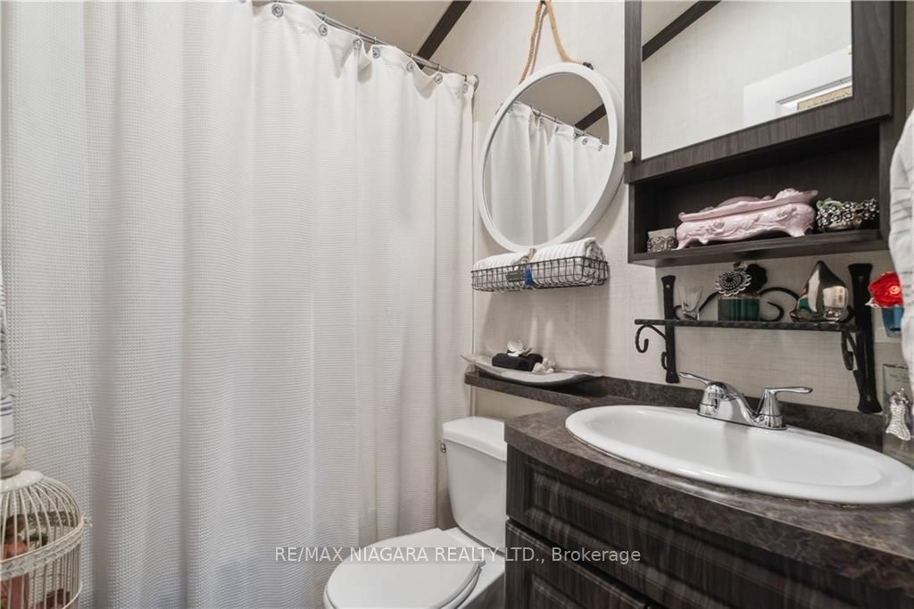 8845 Lundy's Lane, #246