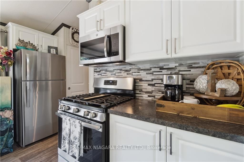 8845 Lundy's Lane, #246