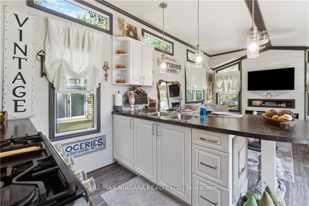 8845 Lundy's Lane, #246