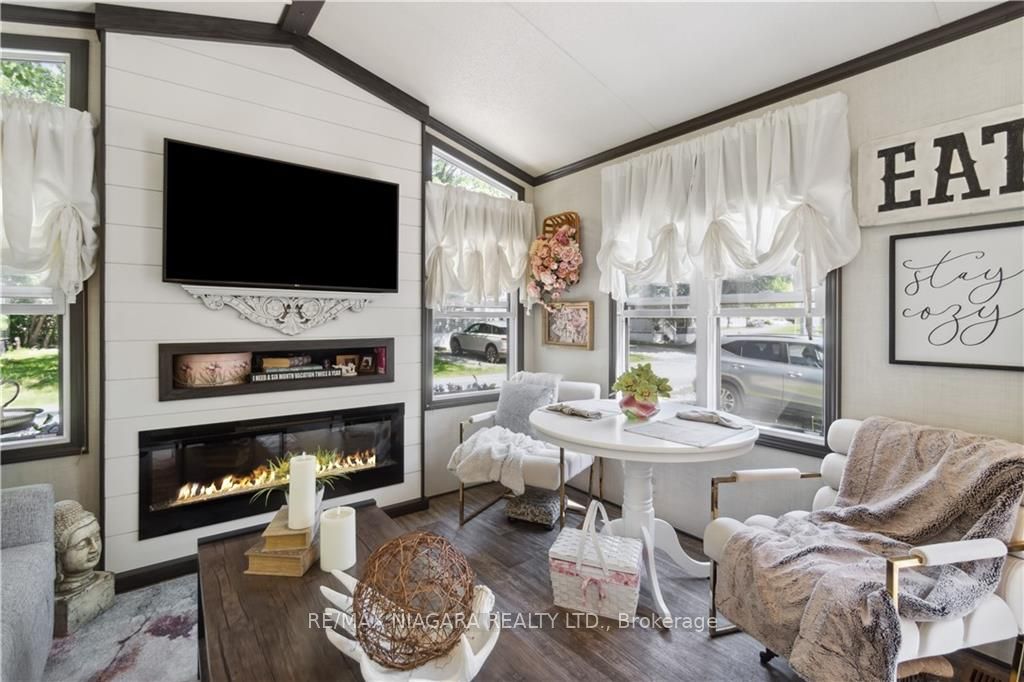 8845 Lundy's Lane, #246
