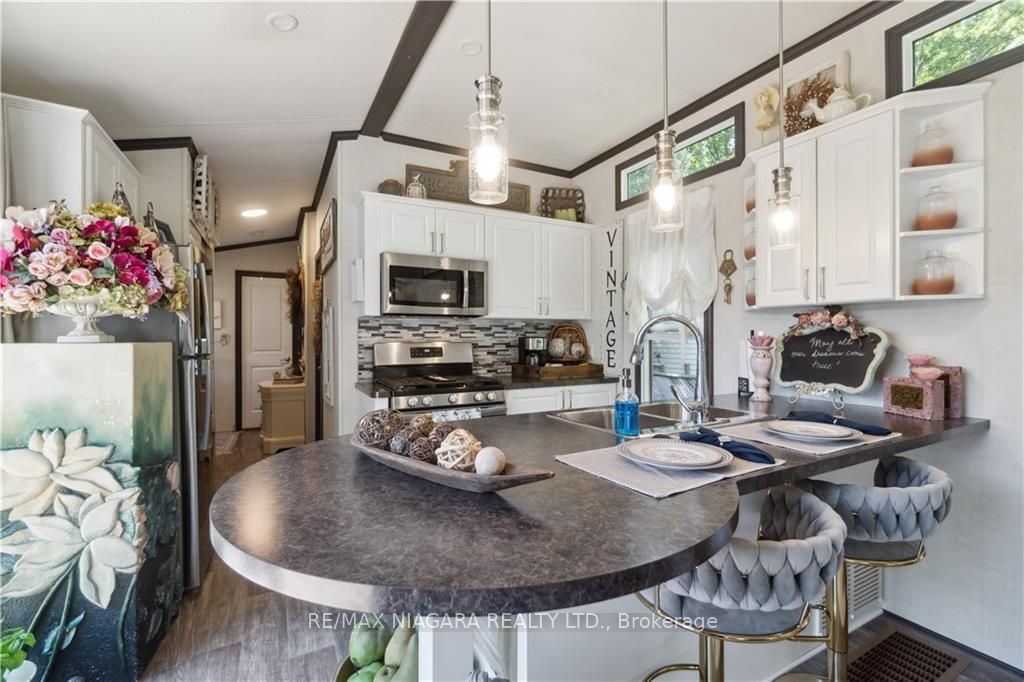 8845 Lundy's Lane, #246