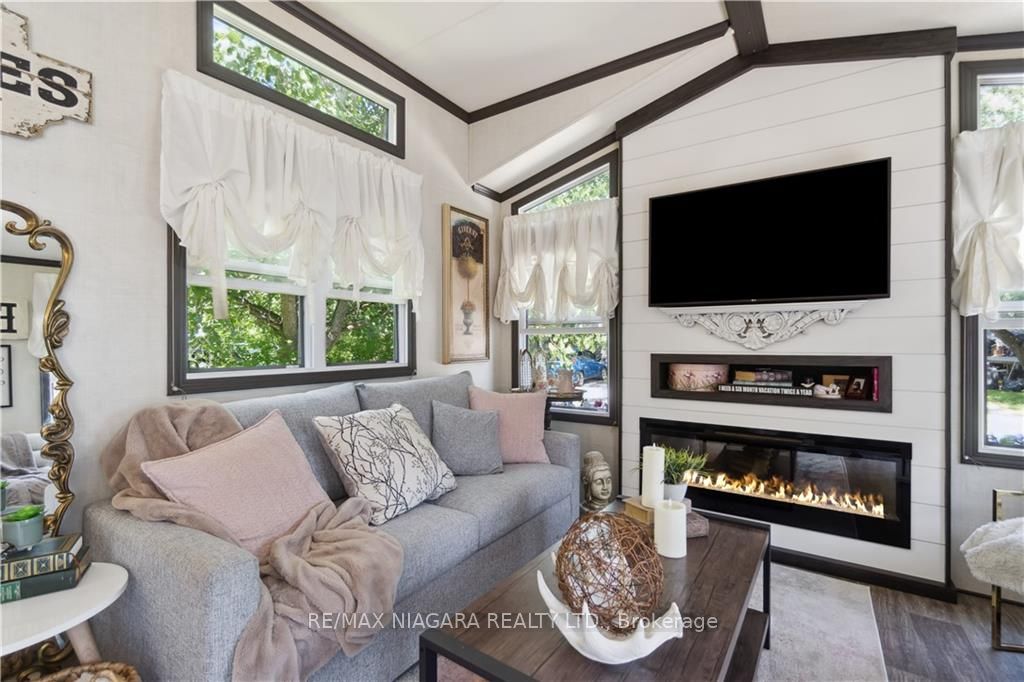 8845 Lundy's Lane, #246