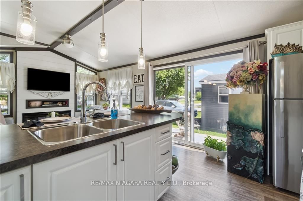 8845 Lundy's Lane, #246
