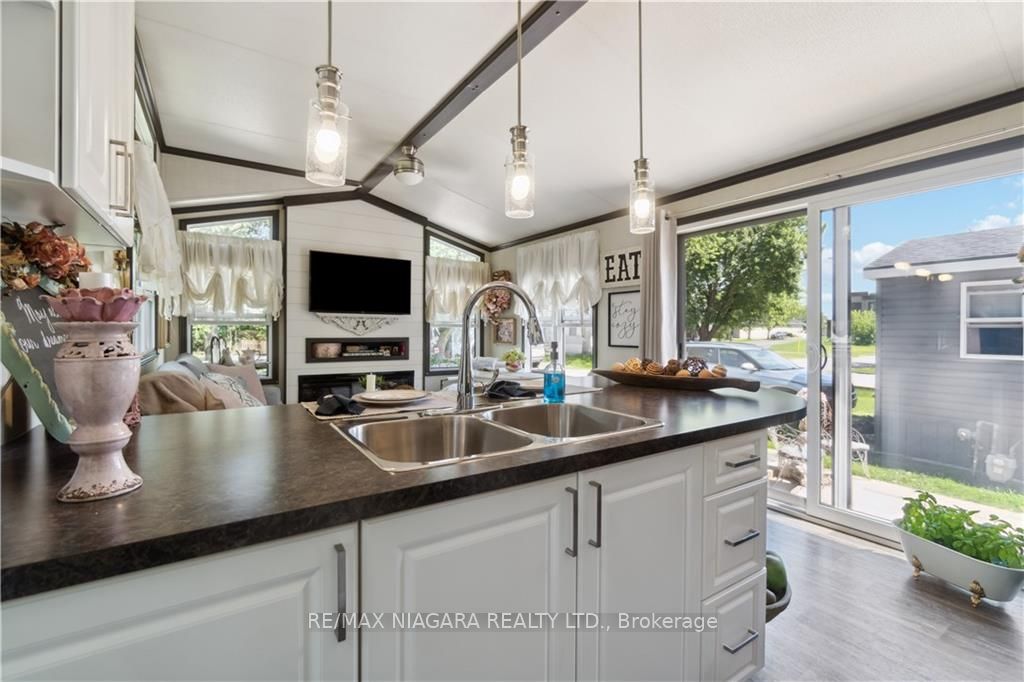 8845 Lundy's Lane, #246