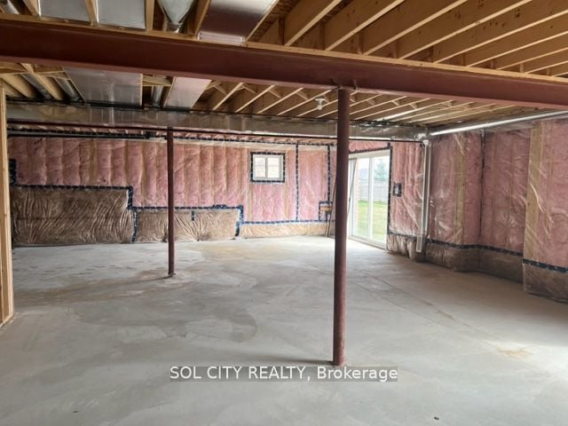 18 Carew Boulevard