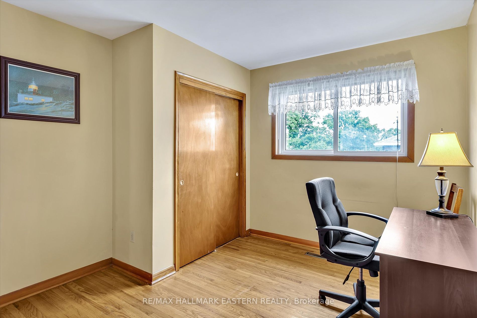 241 Queen St