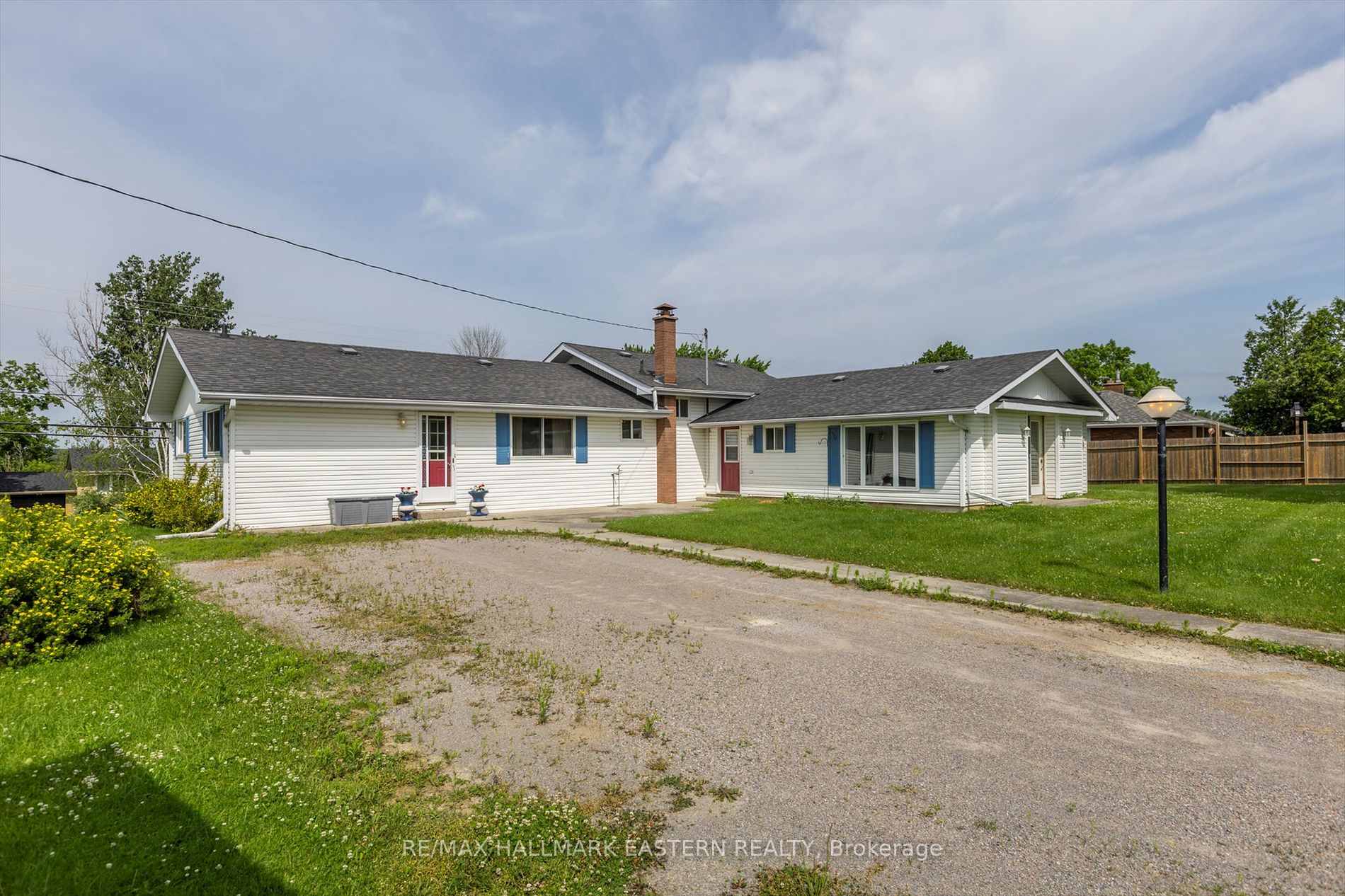 241 Queen St