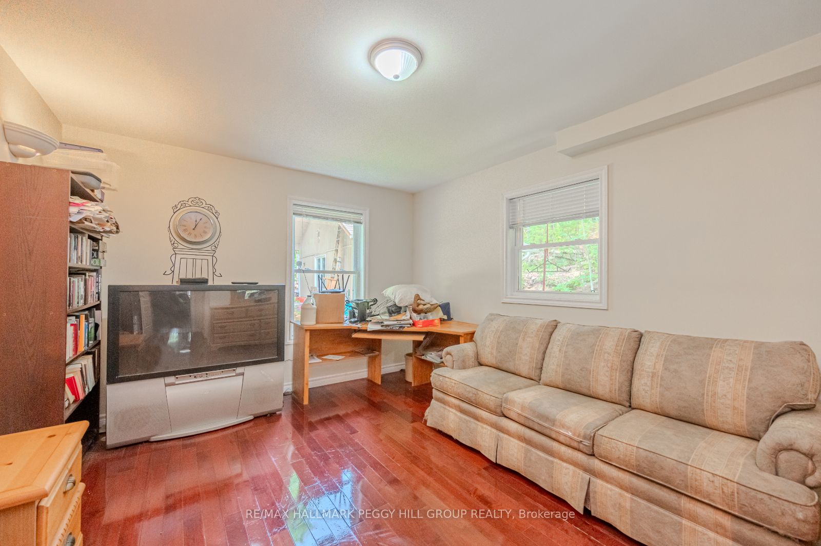 4 Clover Court