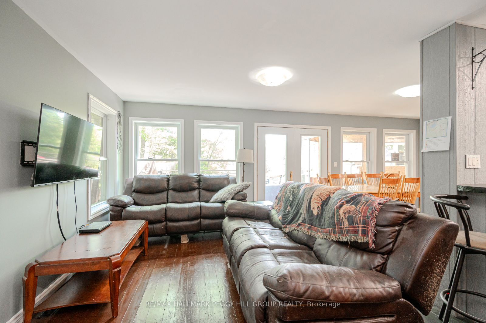 4 Clover Court