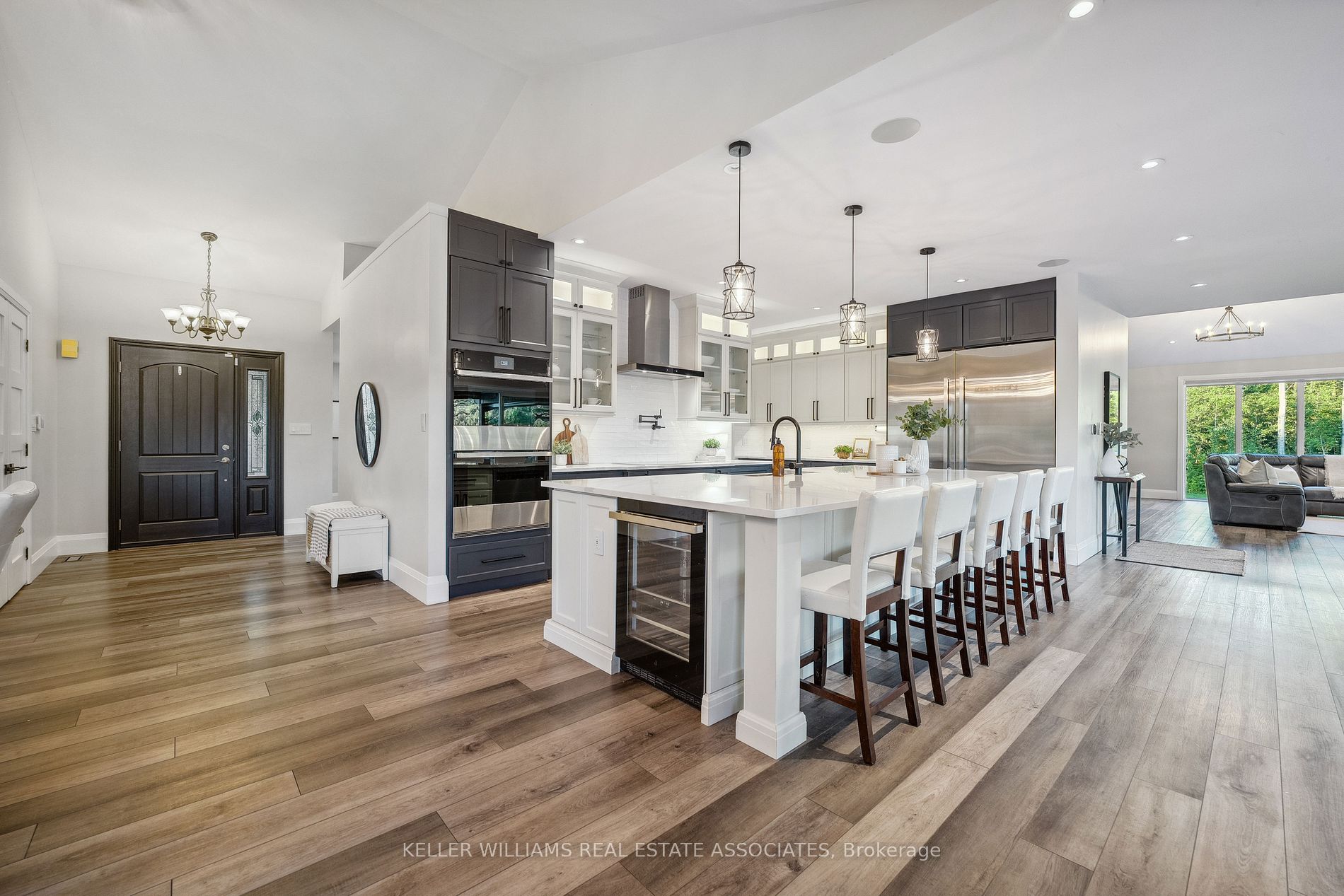 102 Concession 11 E