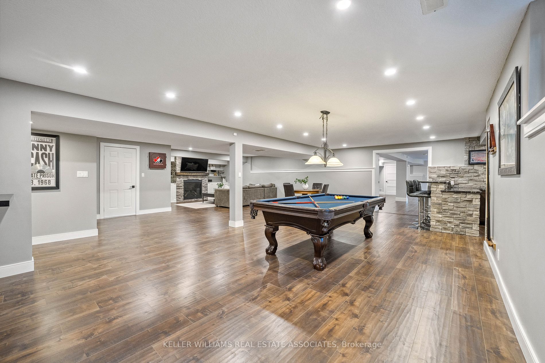 102 Concession 11 E