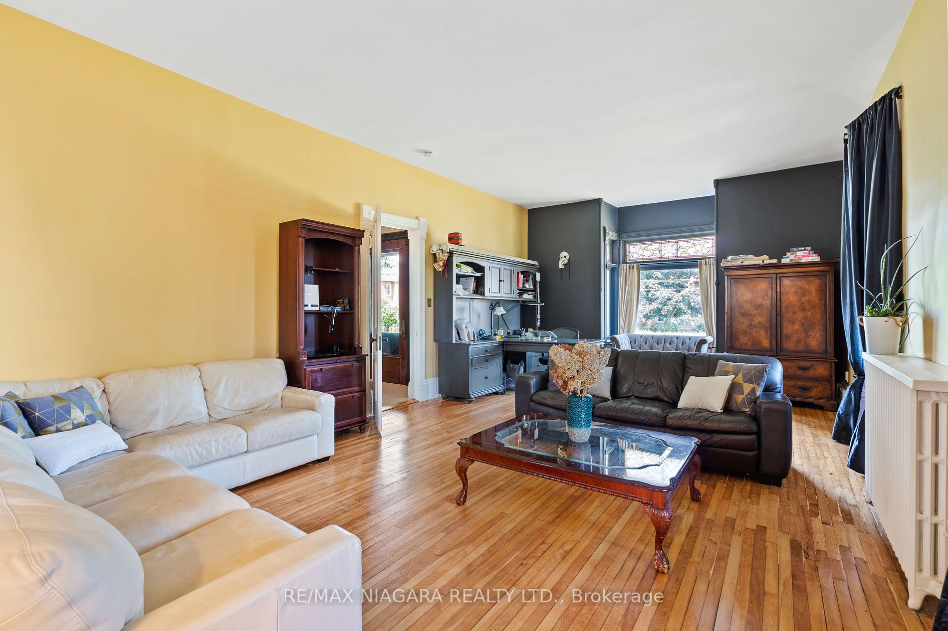 14 Catharine Street