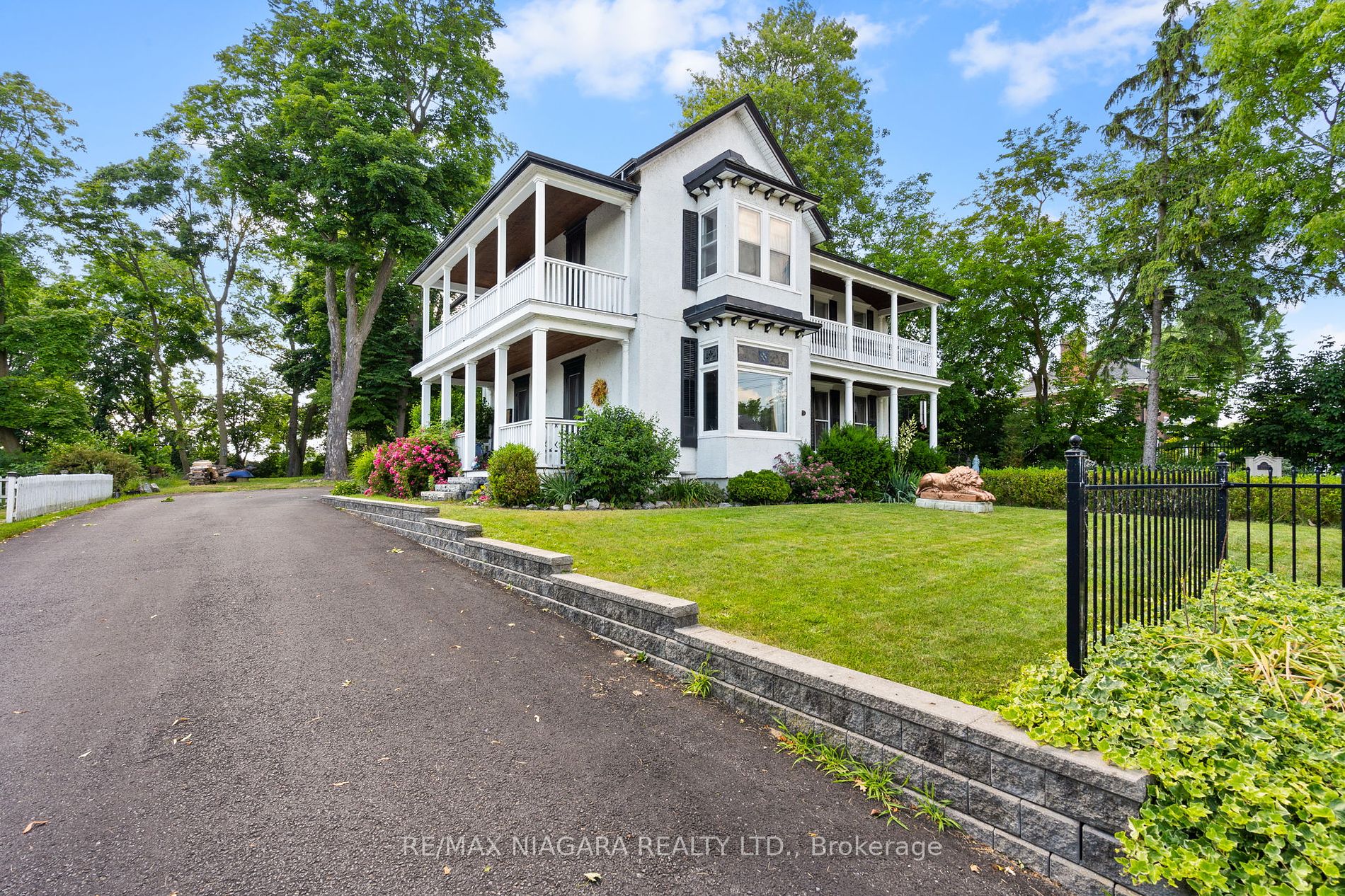 14 Catharine Street