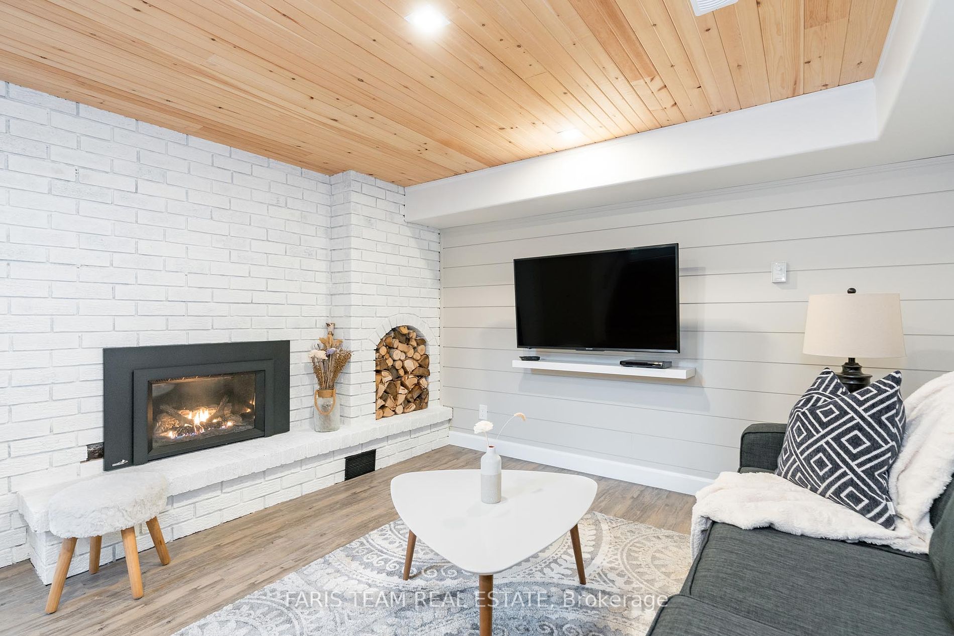 328 Cedar Avenue