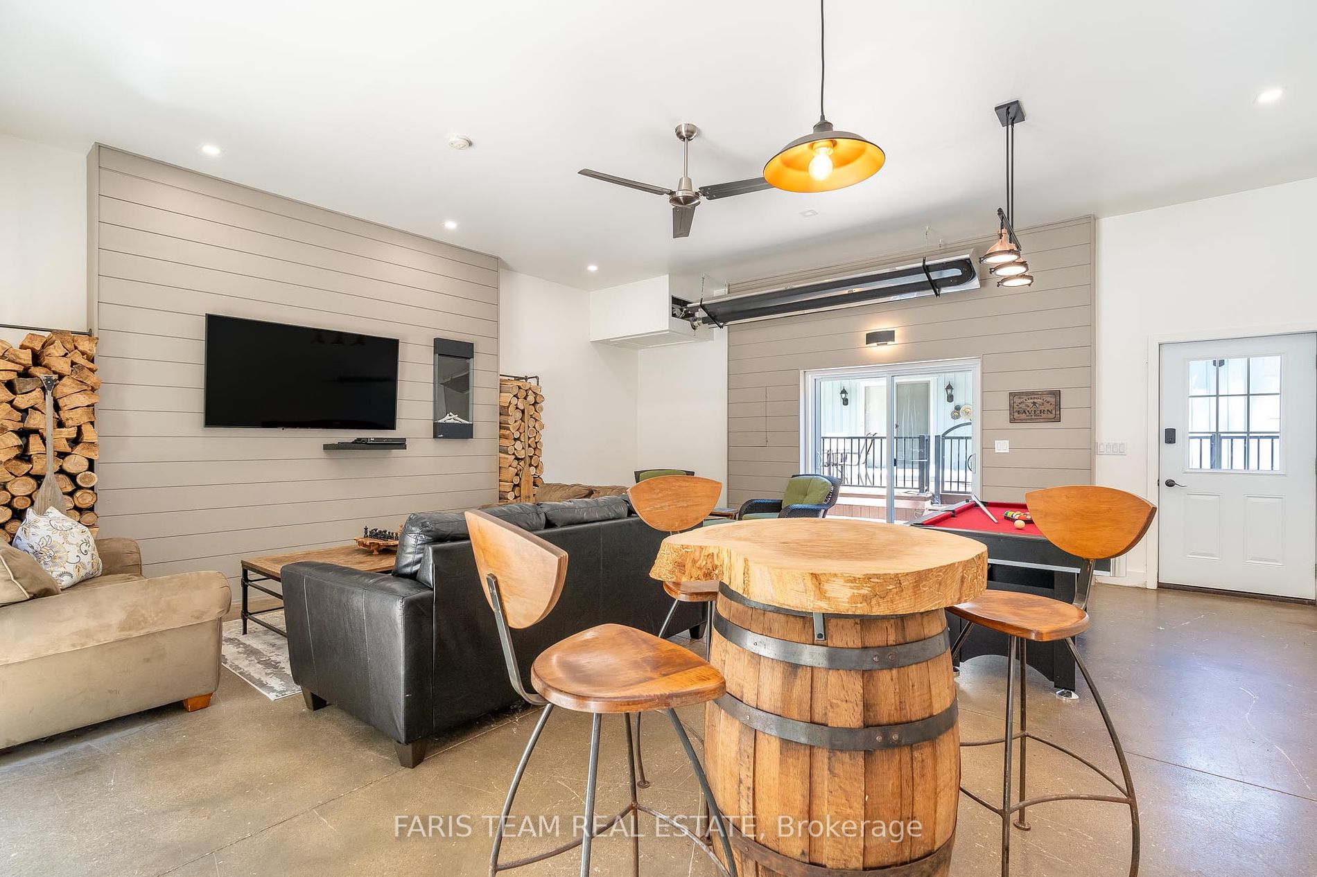 328 Cedar Avenue