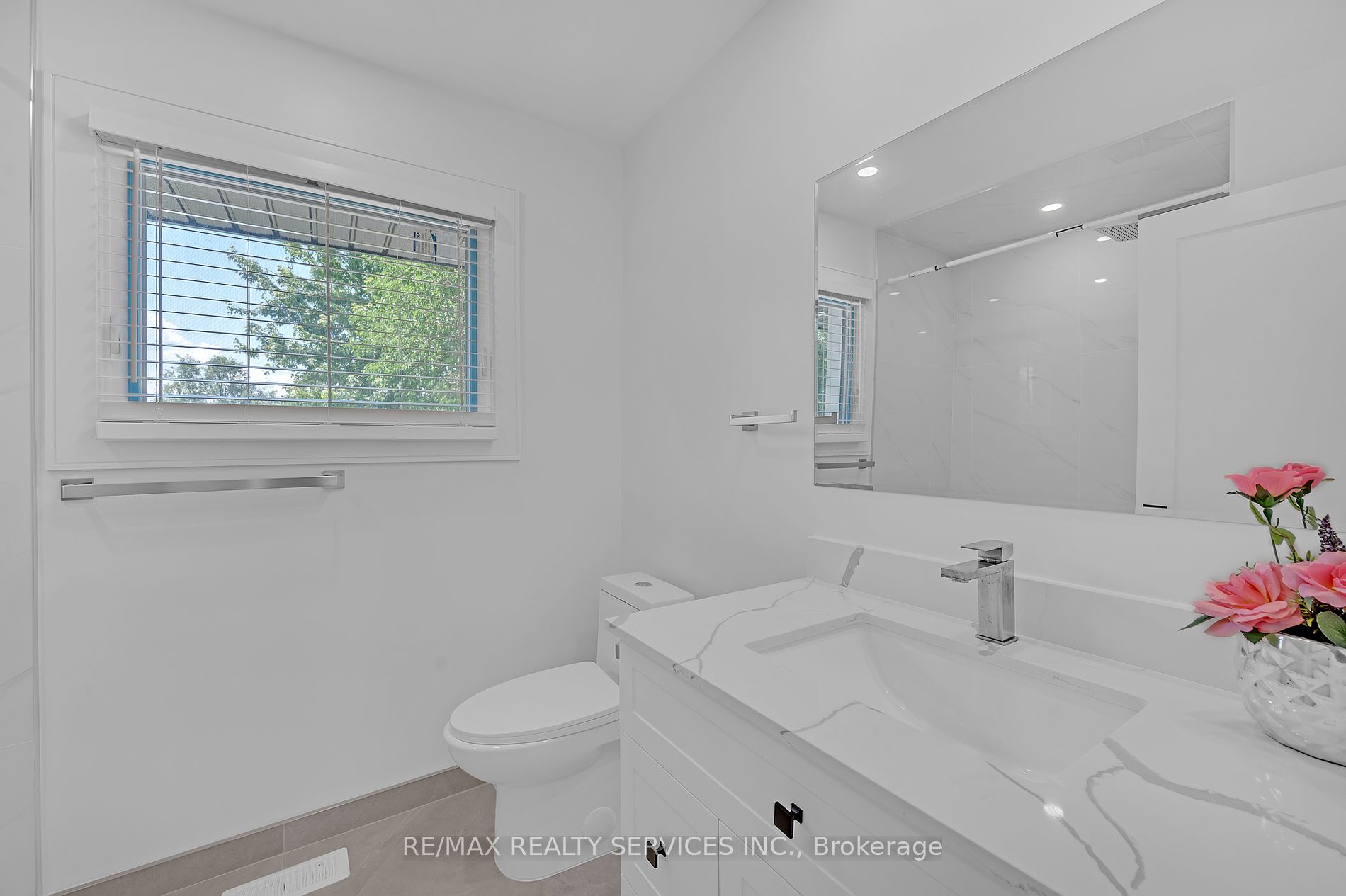326 Mountain Road