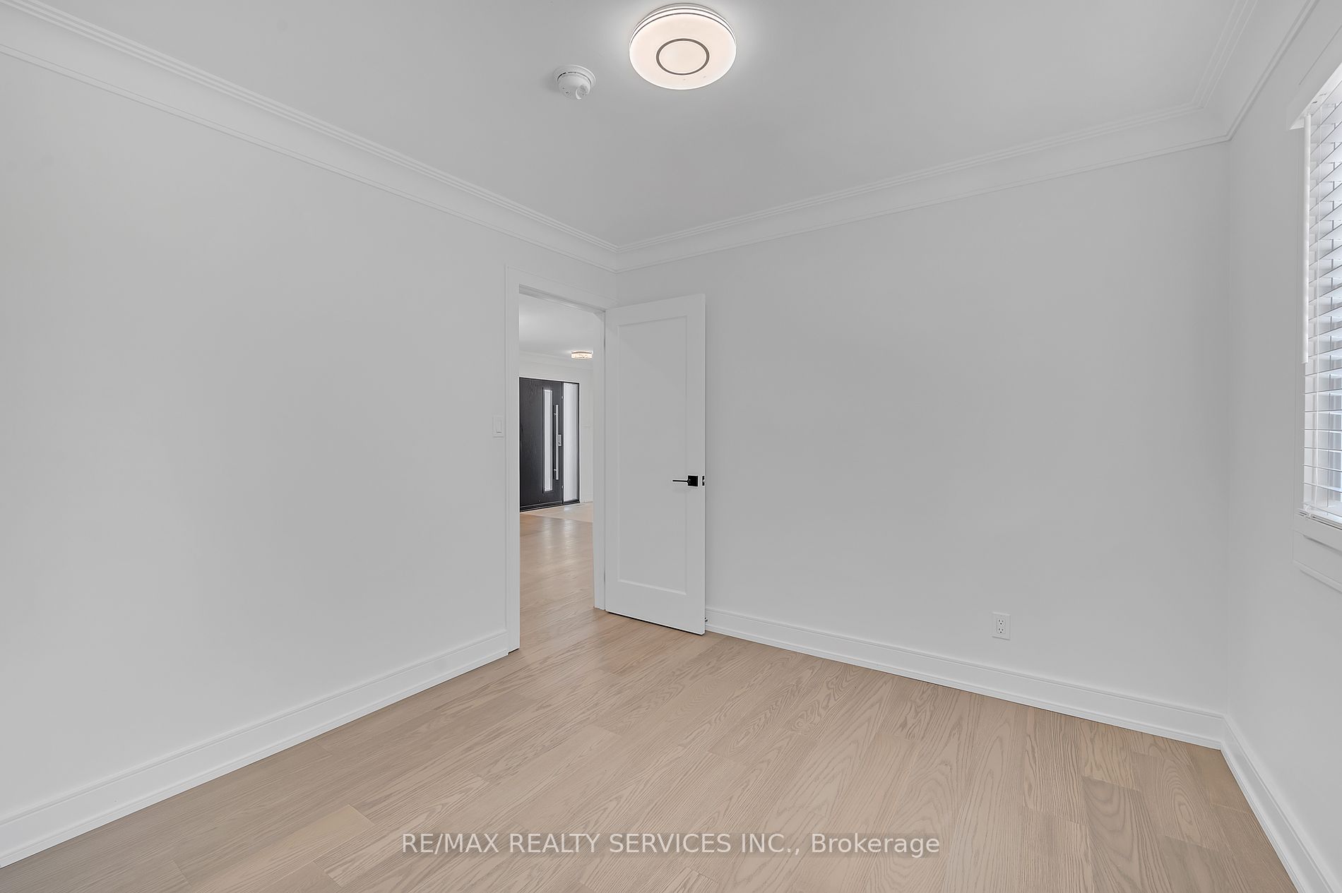 326 Mountain Road