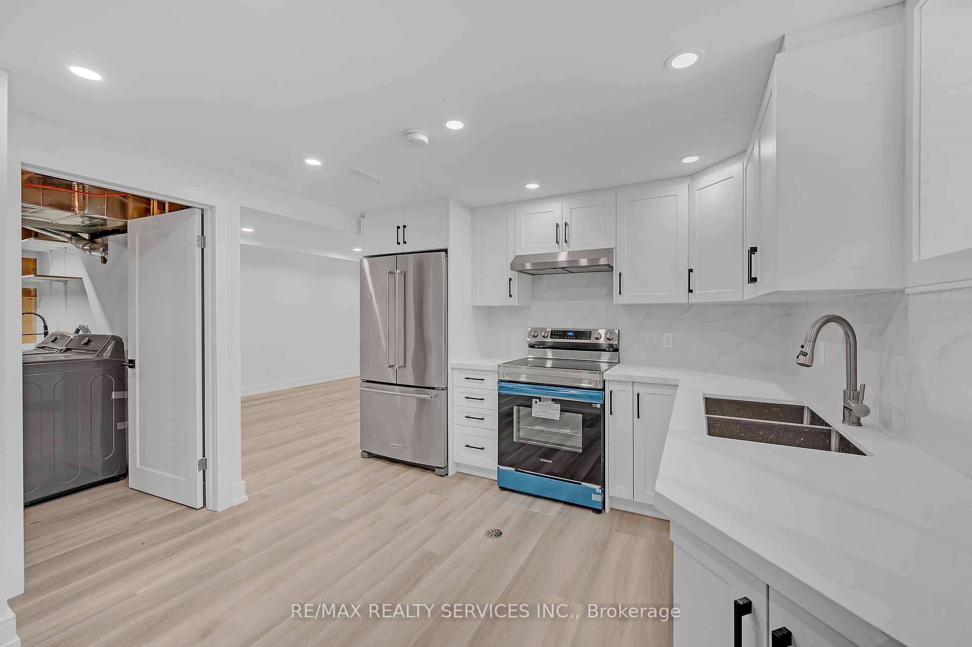 326 Mountain Road
