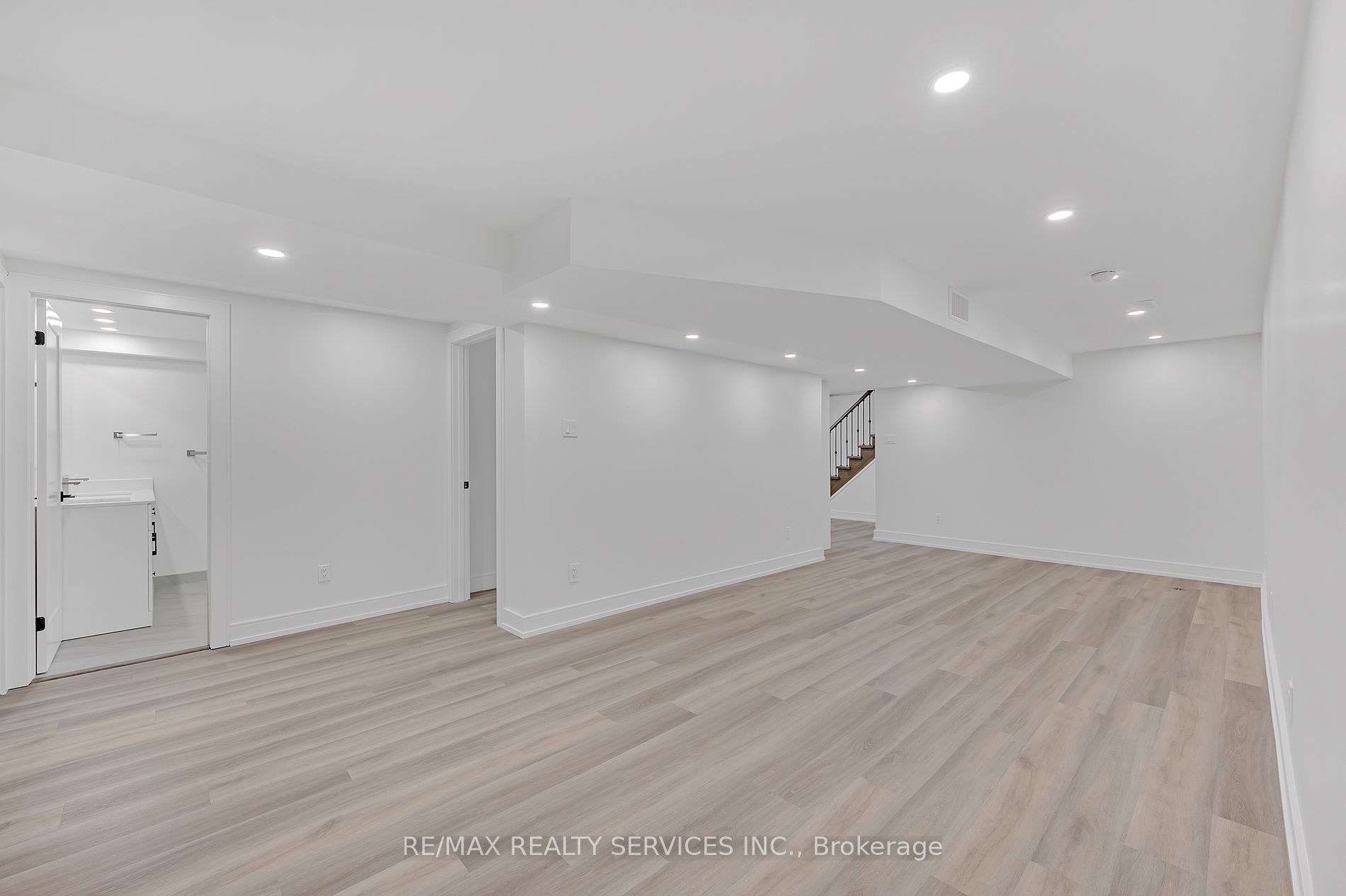 326 Mountain Road