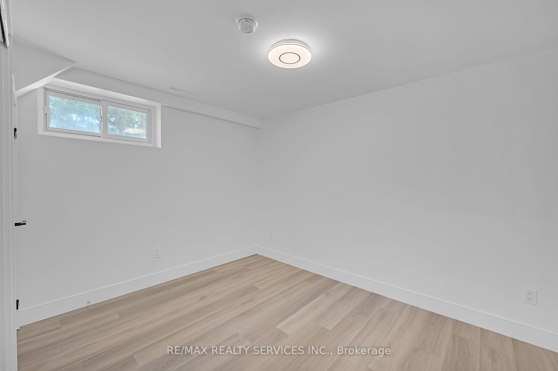 326 Mountain Road
