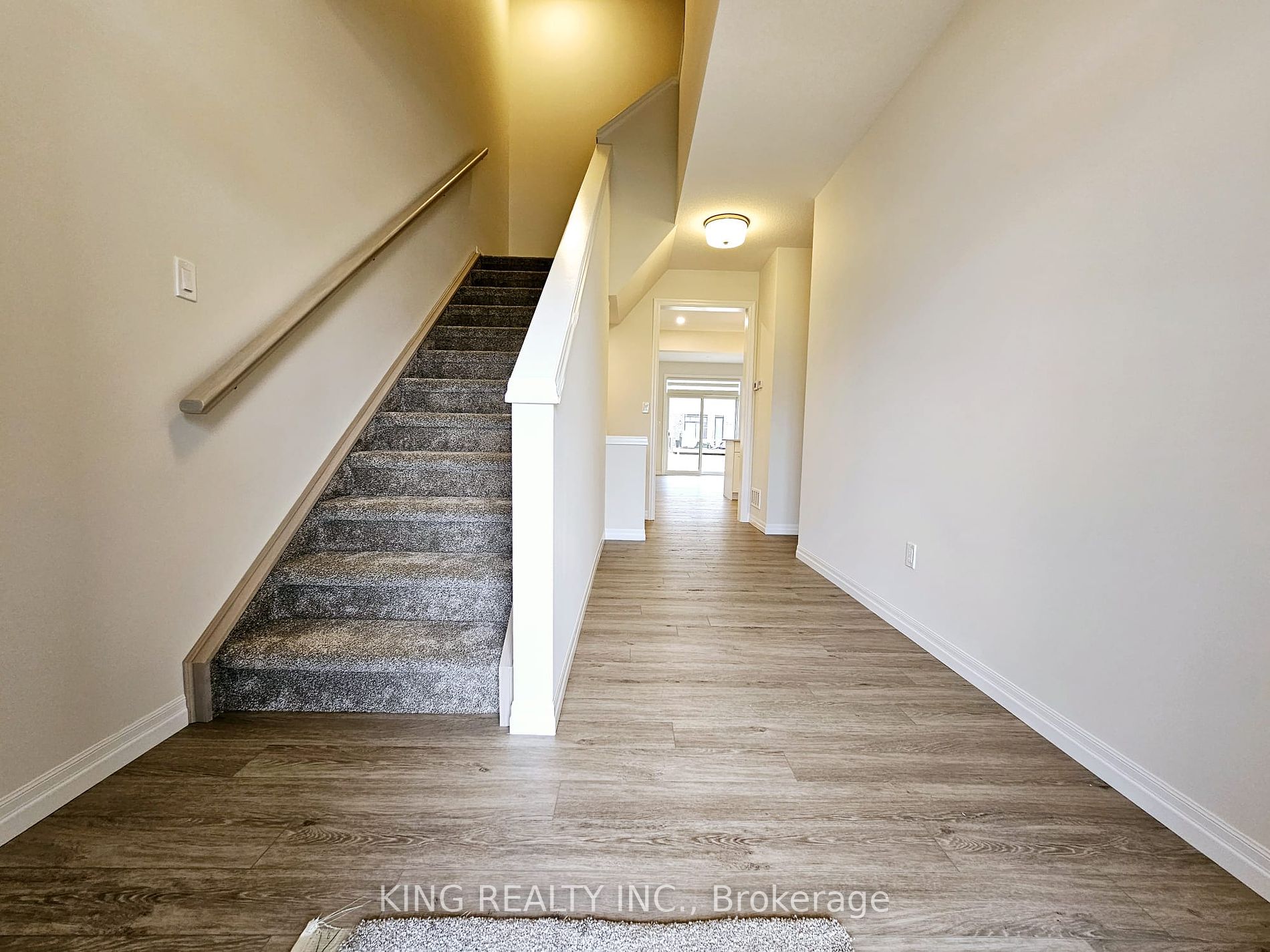 214 Renaissance Drive