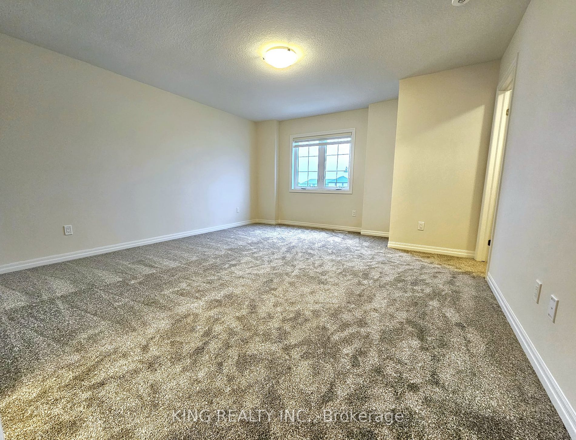 214 Renaissance Drive