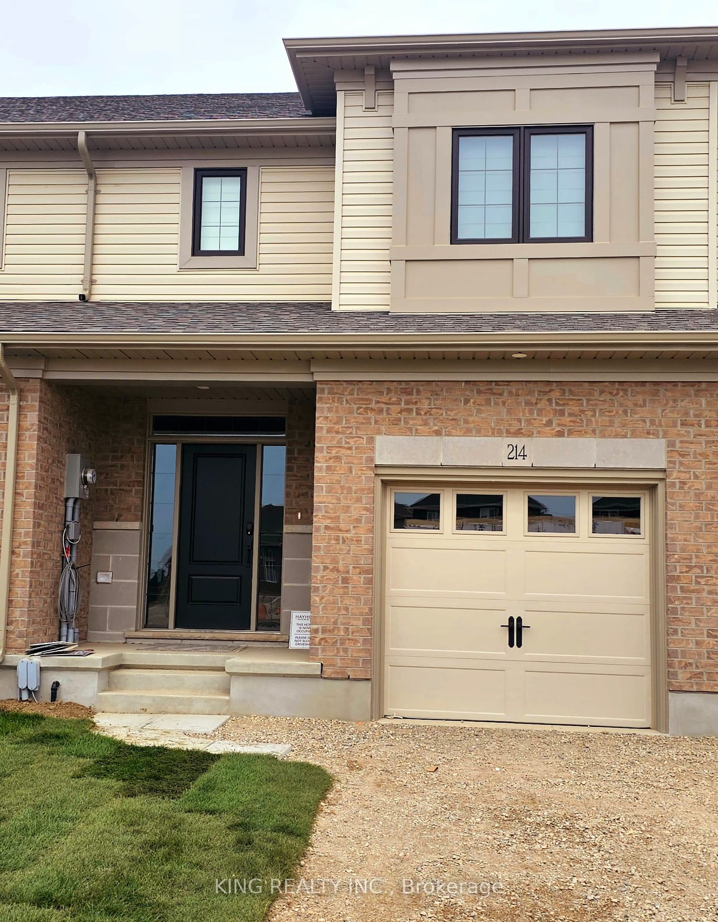 214 Renaissance Drive