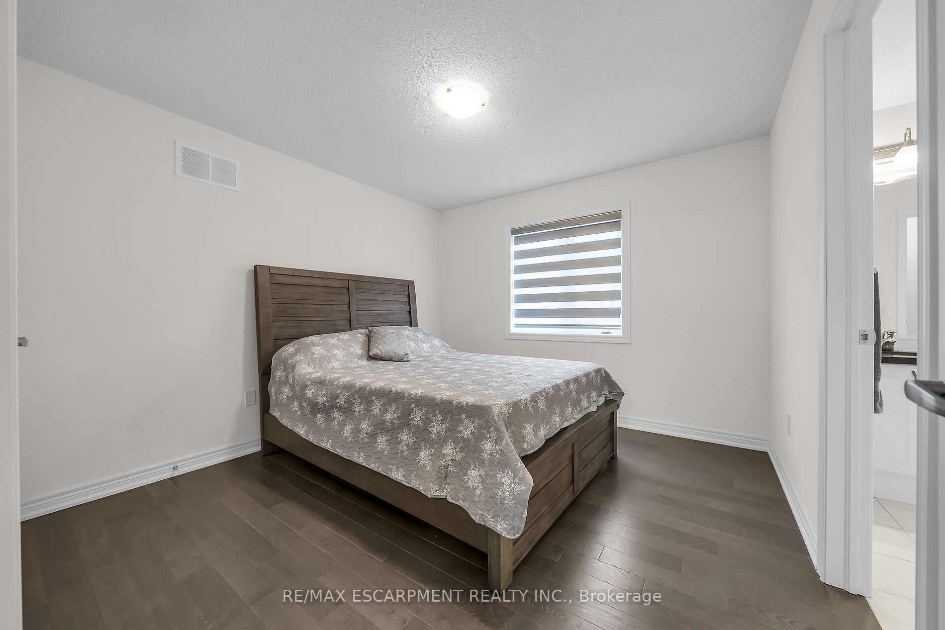 59 Findlay Dr