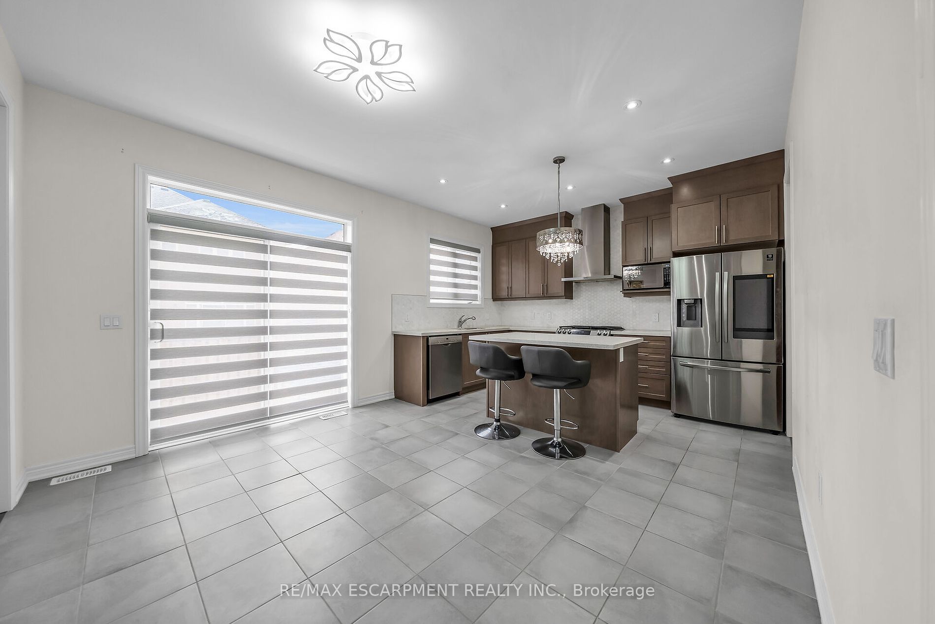 59 Findlay Dr