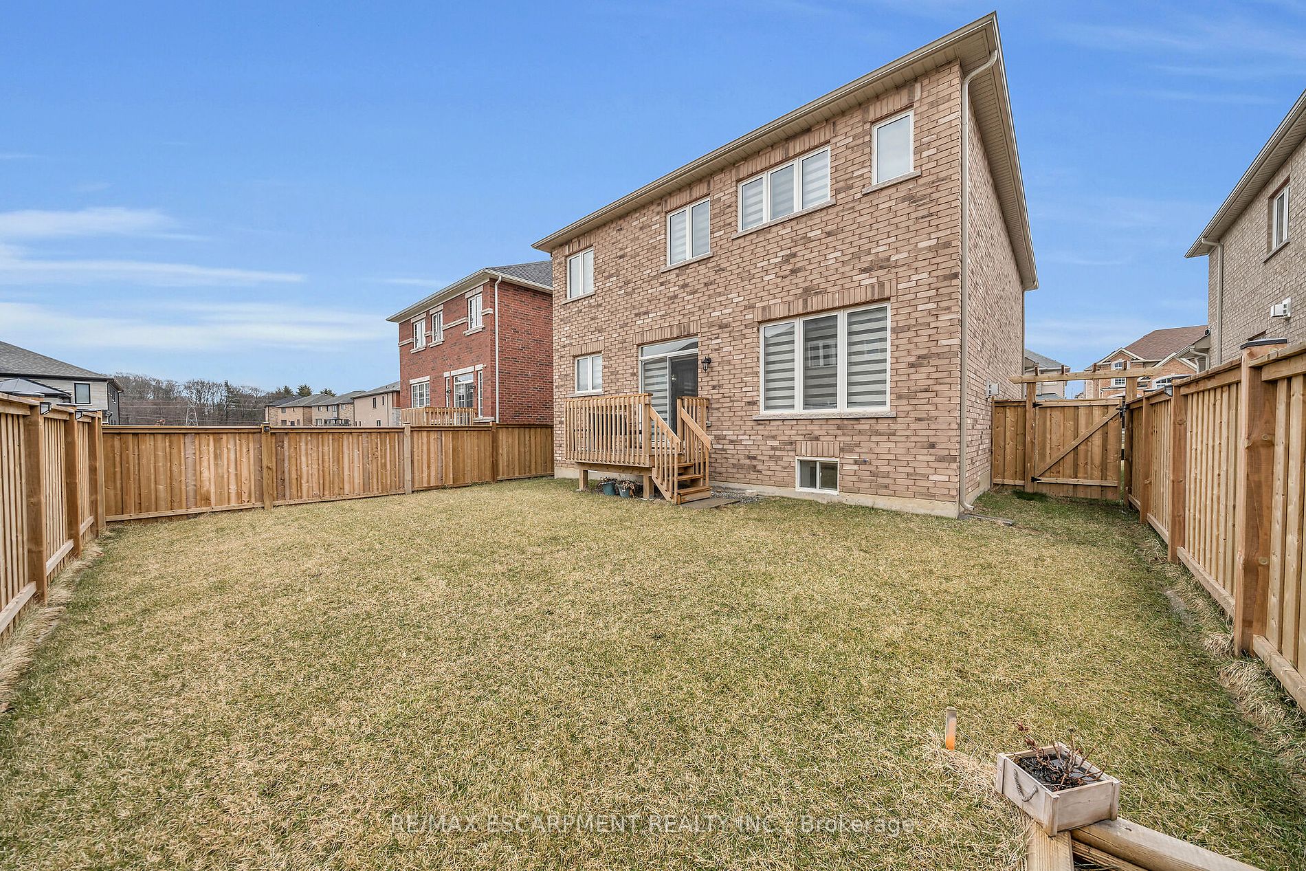 59 Findlay Dr