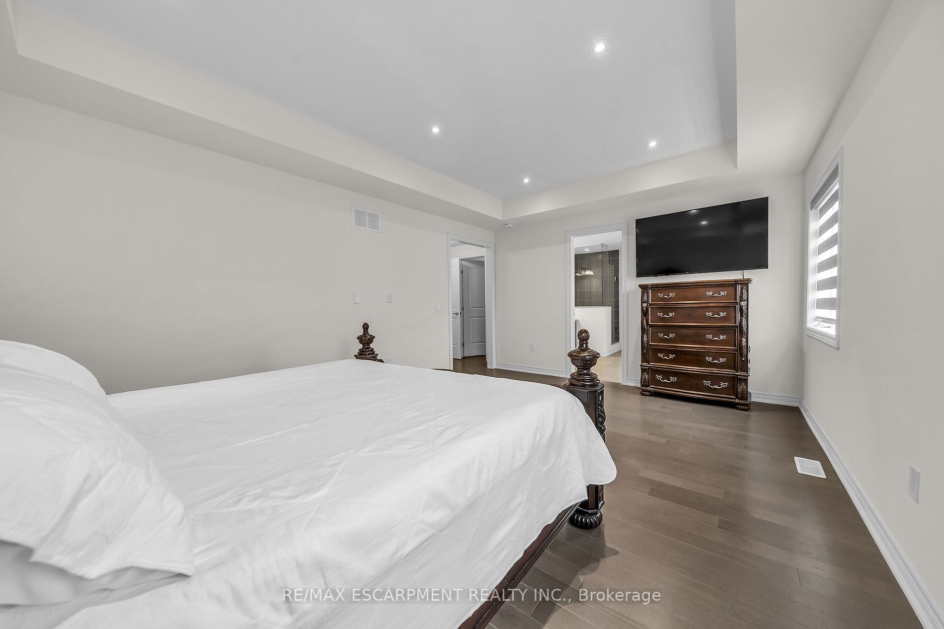 59 Findlay Dr