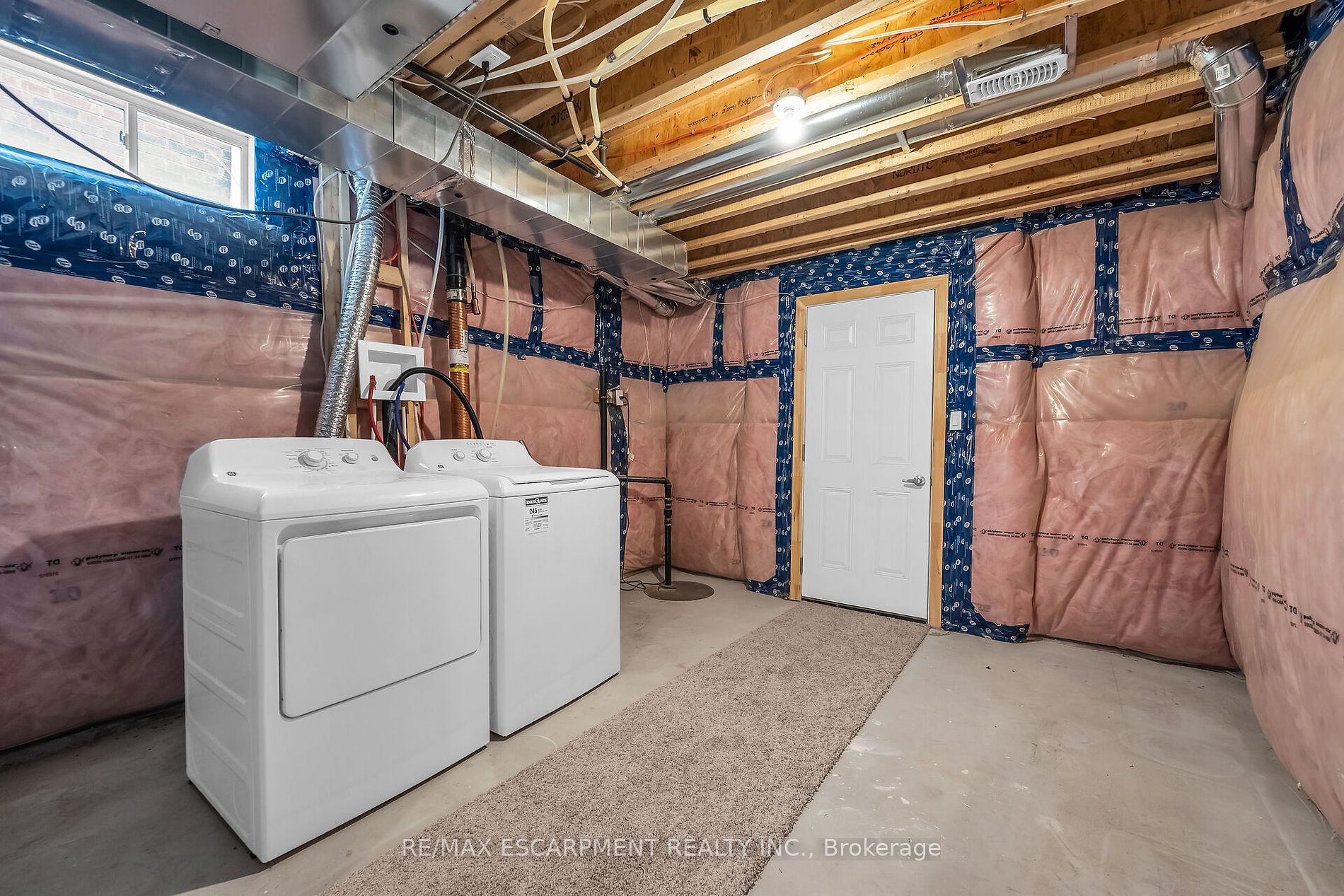 59 Findlay Dr