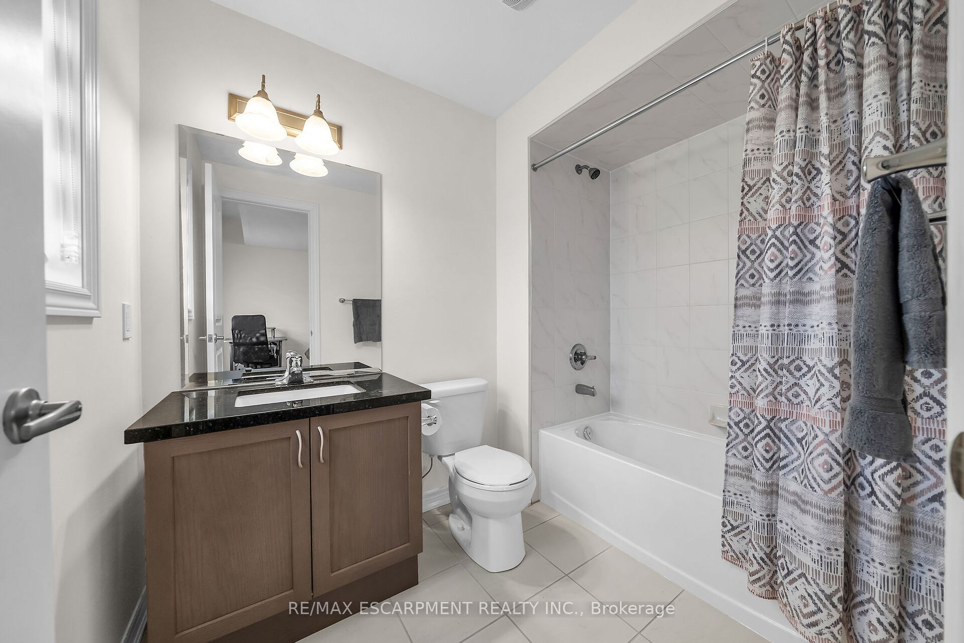 59 Findlay Dr